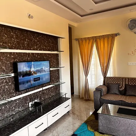Deeya Guest House - A Luxury Home Stay Mysore Exterior photo