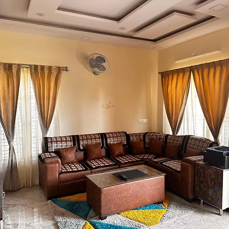 Deeya Guest House - A Luxury Home Stay Mysore Exterior photo