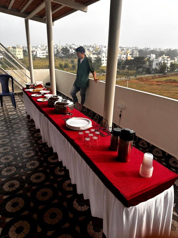 Deeya - A Luxury Apartment *